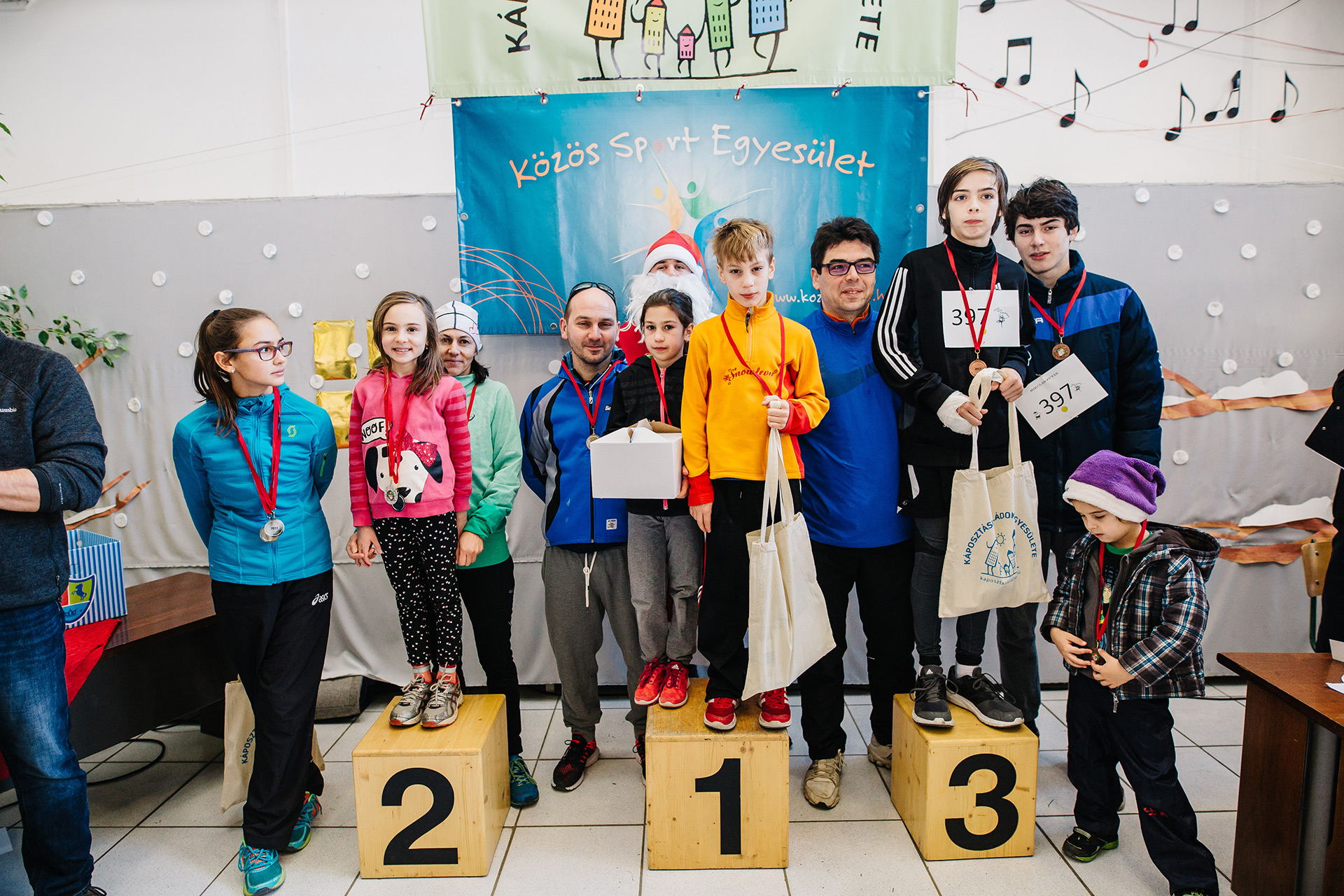 hirek-jotekonysagi-mikulas-futas-es-adventi-vasar-05