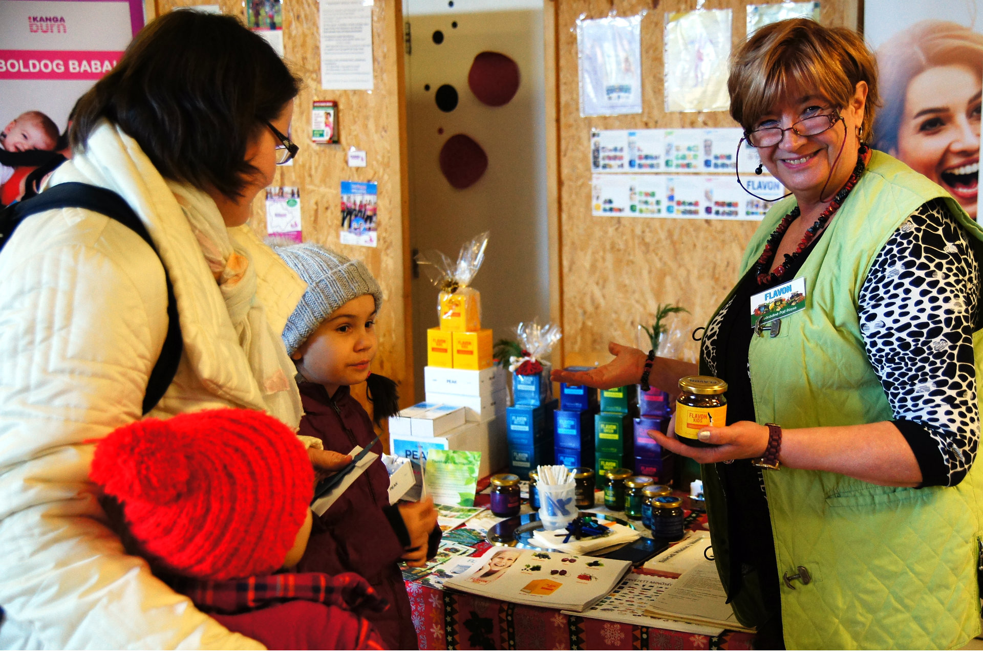 hirek-jotekonysagi-mikulas-futas-es-adventi-vasar-07