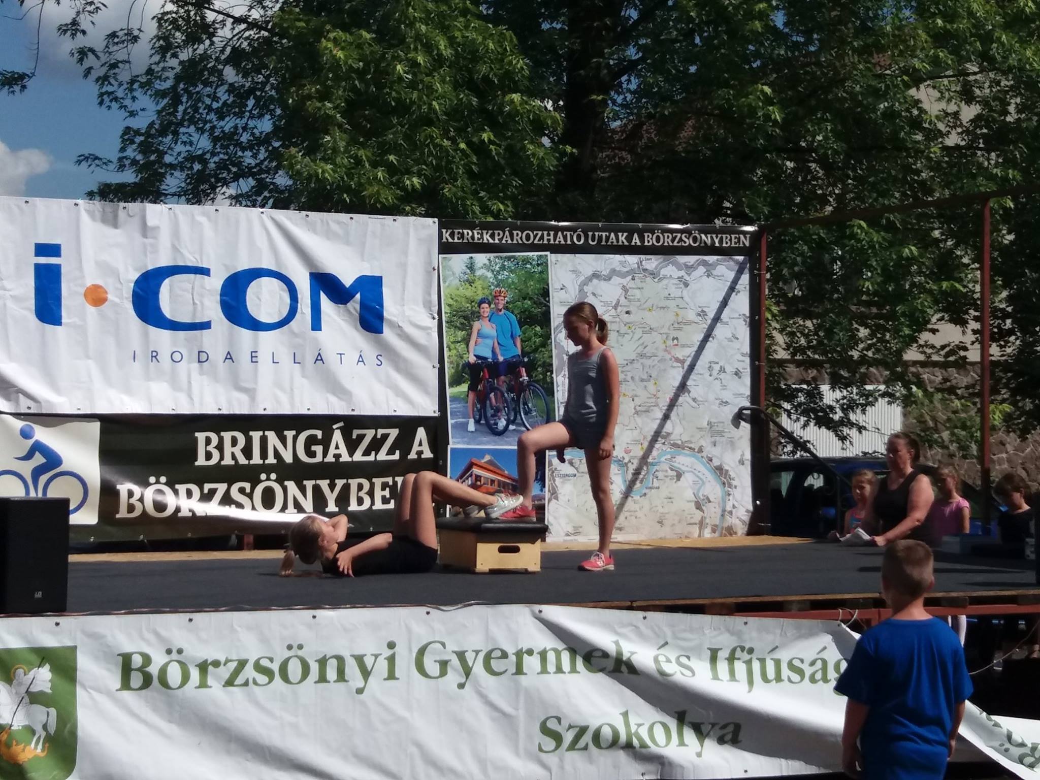 sport-es-gyermeknap-szokolyan-az-i-com-tamogatasaval-2018-02